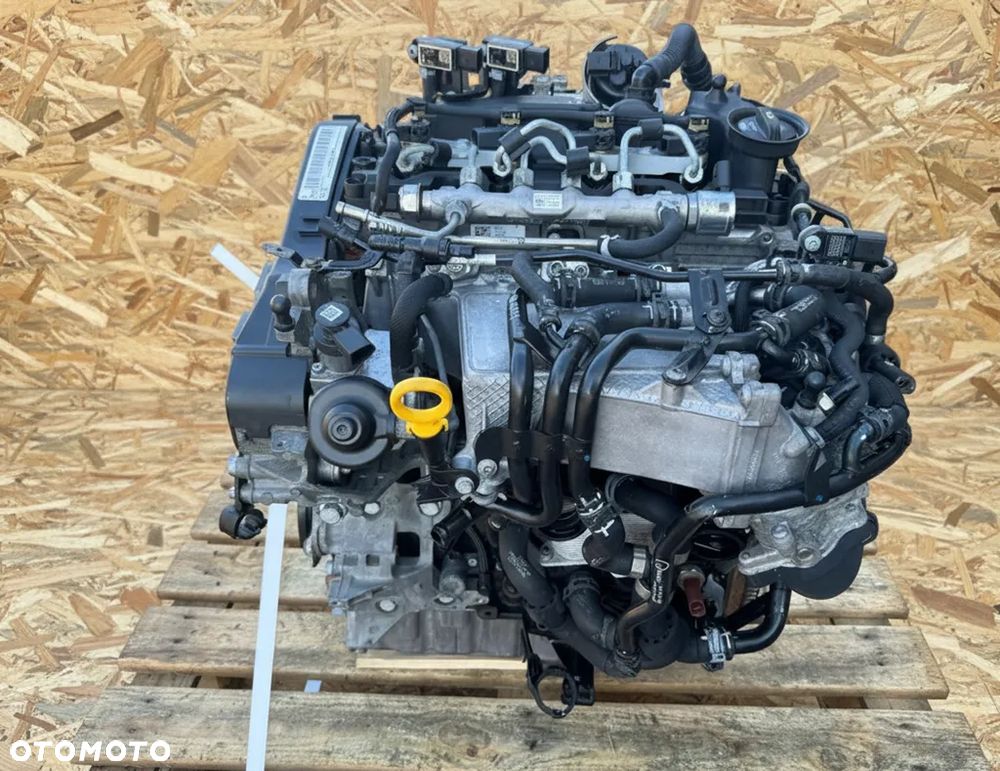 SILNIK KOMPLETNY SKODA SUPERB III (3V) VW PASSAT B8 1.6 TDI 120KM 2017r- DCX - 2