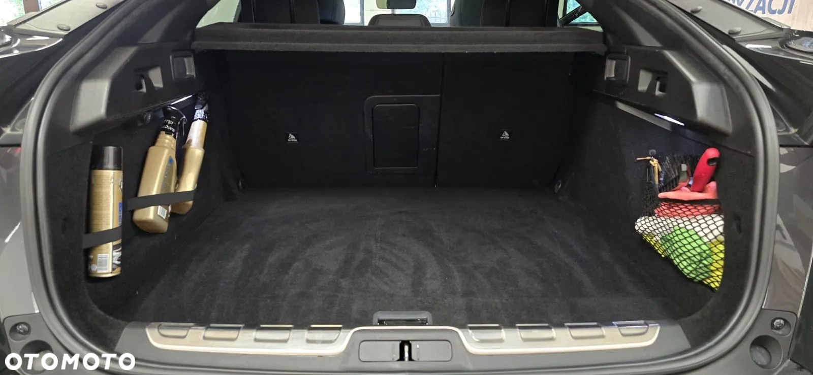 Peugeot 408 1.6 Plug-In Hybrid 225 GT EAT8 - 31