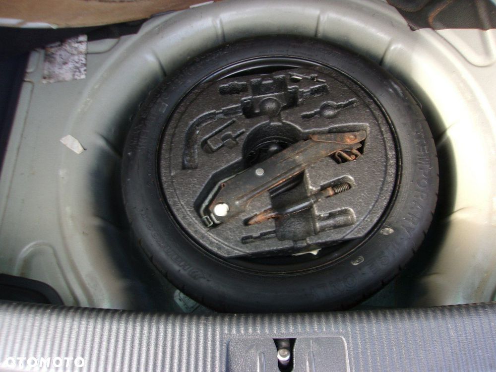 Volkswagen Golf Plus - 34