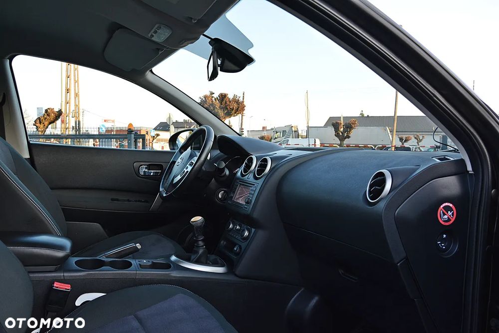 Nissan Qashqai - 23