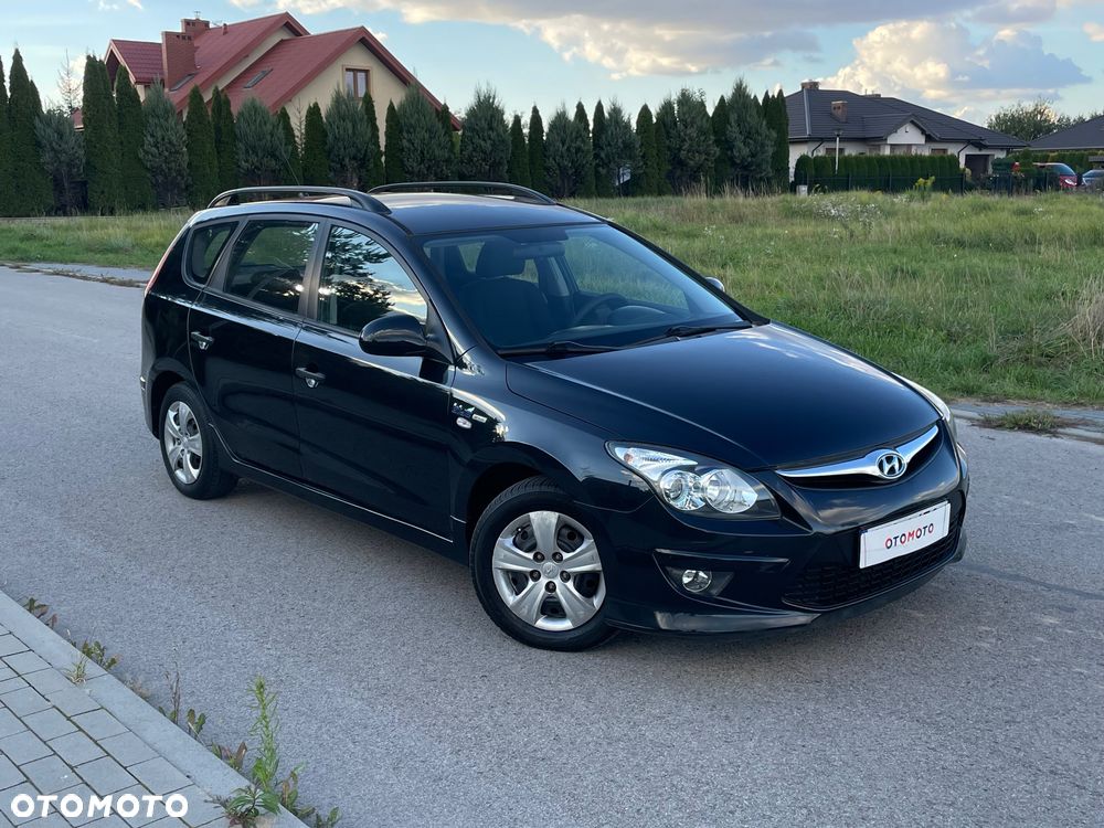 Hyundai i30 i30cw 1.6 CRDi blue Classic - 18