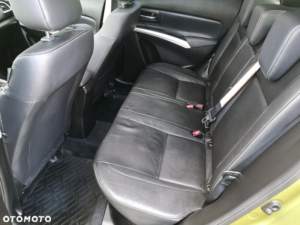 Suzuki SX4 S-Cross 1.6 DDiS Premium Plus - 31