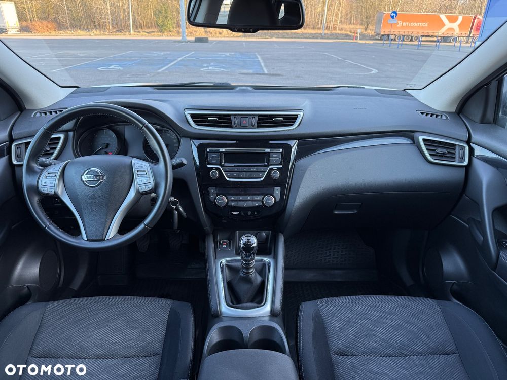 Nissan Qashqai - 10