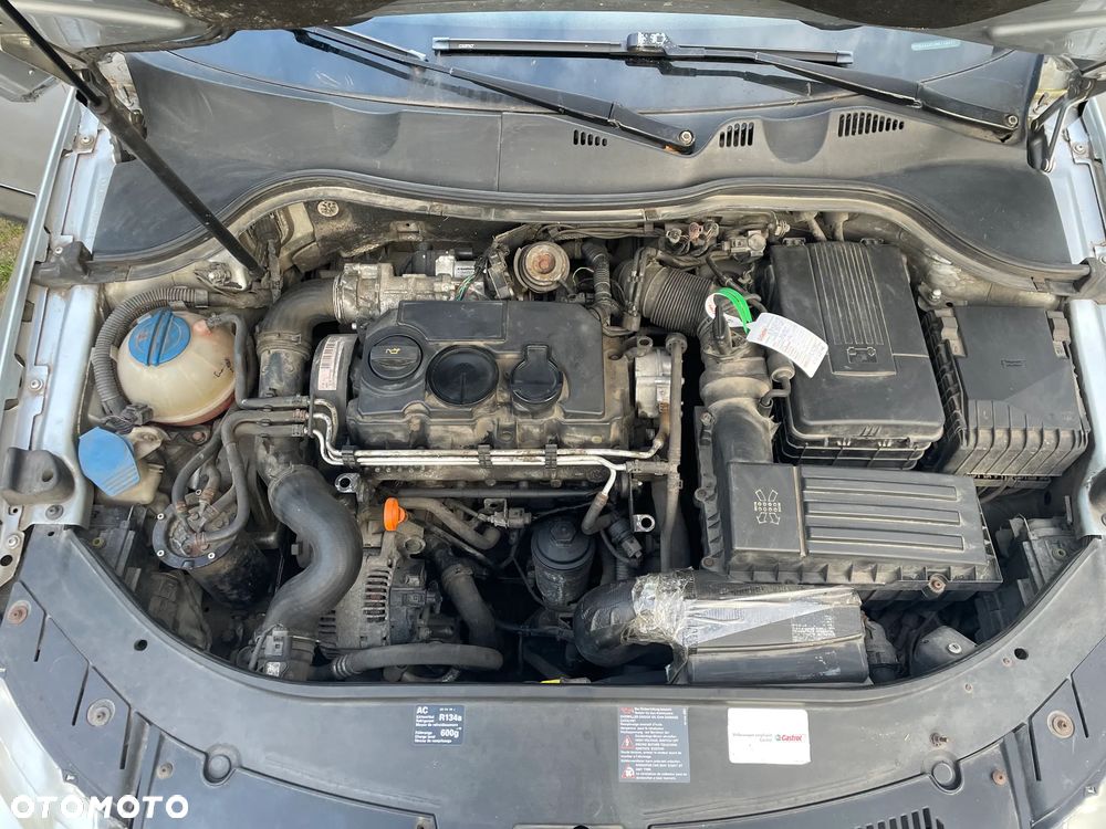 Volkswagen Passat 2.0 TDI Comfortline - 16