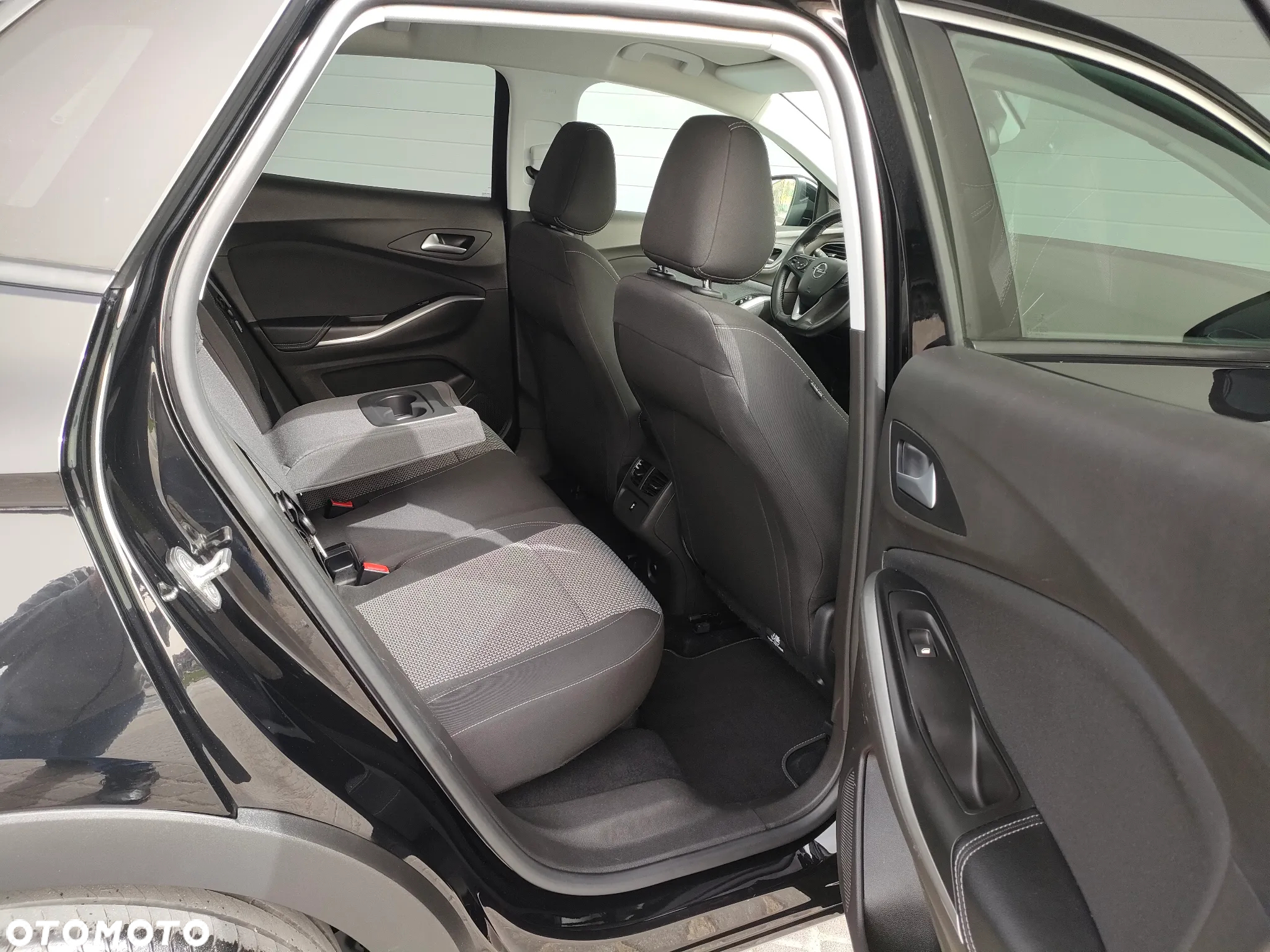 Opel Grandland X 1.2 Start/Stop Business INNOVATION - 28