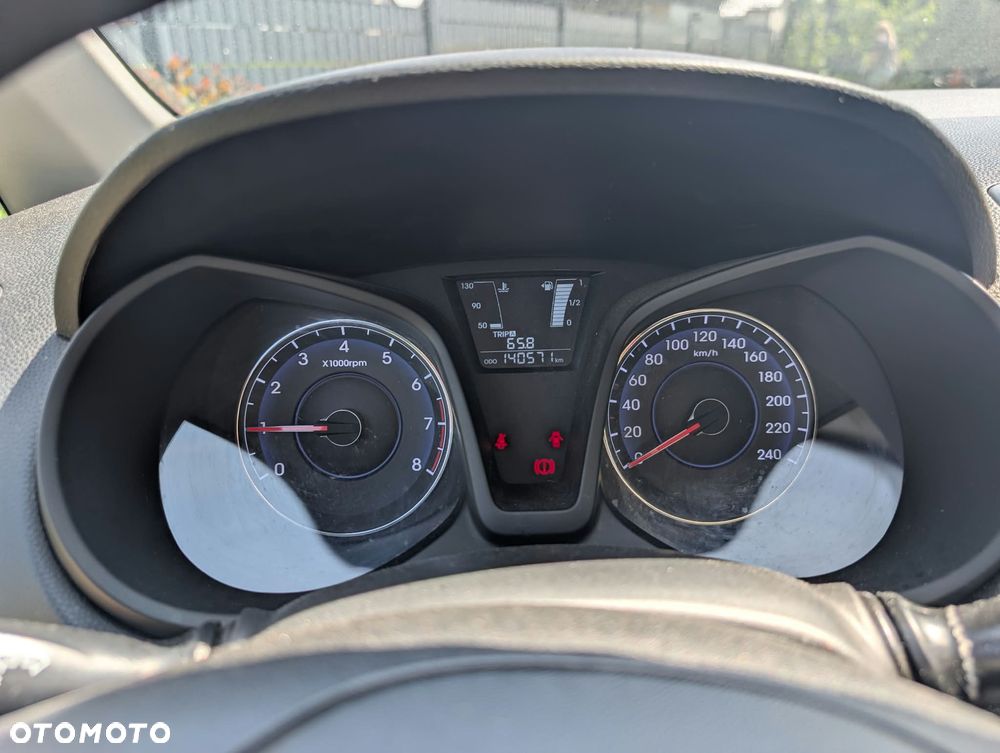 Hyundai ix20 - 3