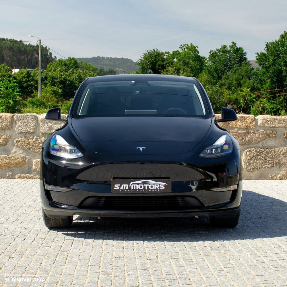 Tesla Model Y Long Range Dual Motor AWD - 4