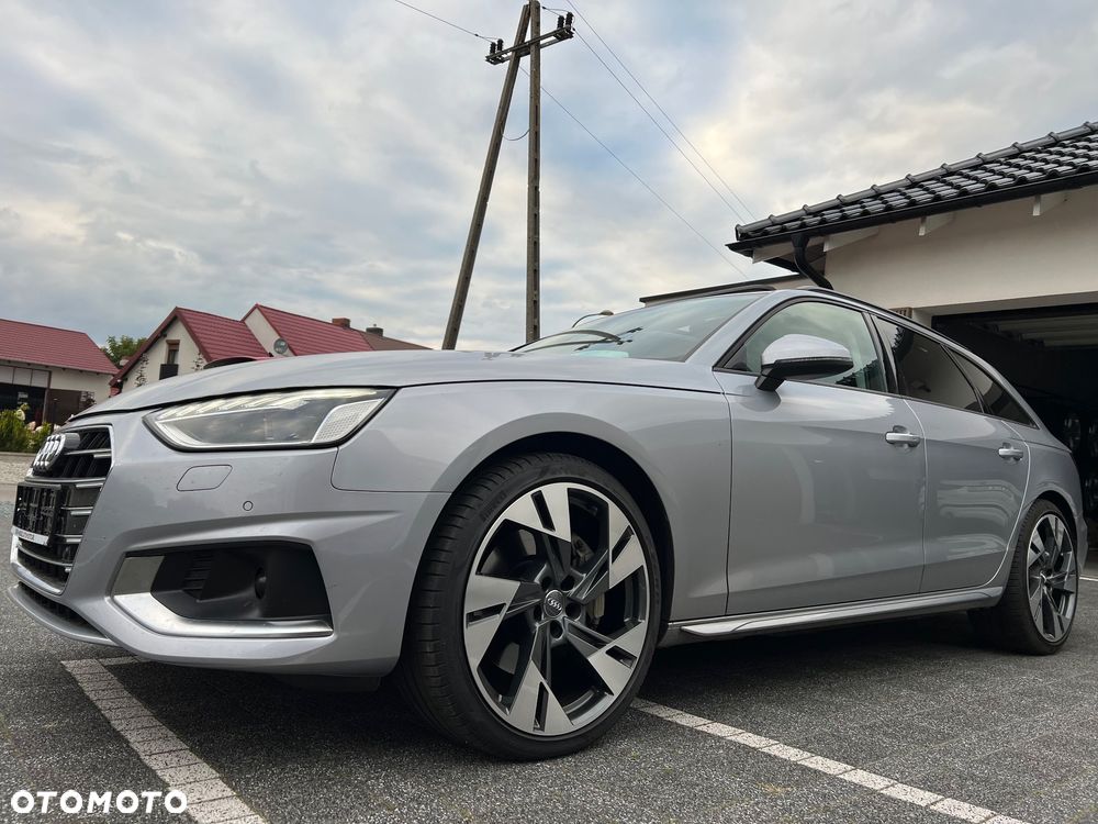 Audi A4 Avant 2023 photo 2