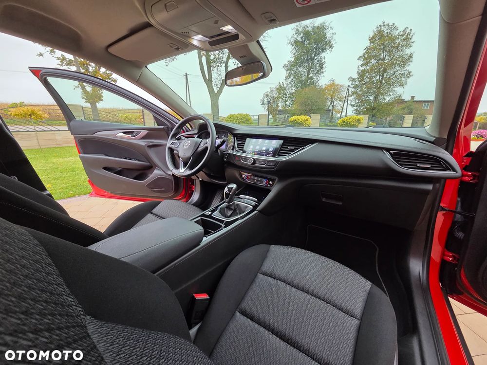 Opel Insignia - 23