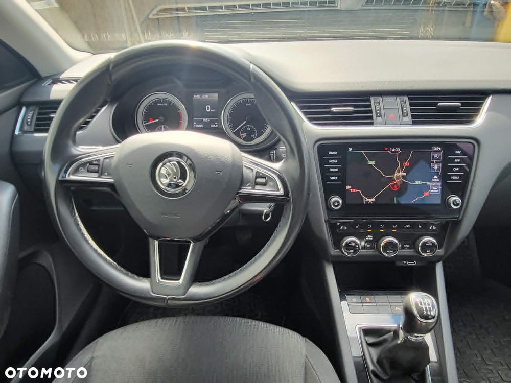 Skoda Octavia 1.4 TSI Clever - 21