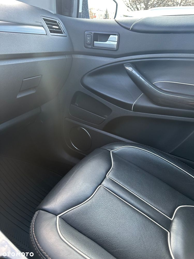 Ford Kuga 2.0 TDCi Individual MPS6 - 13