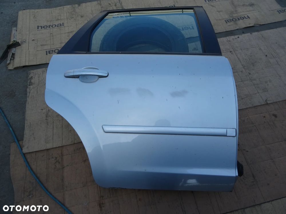 Drzwi Prawe Tył Ford Focus Mk2 Kombi (Gołe) - 1