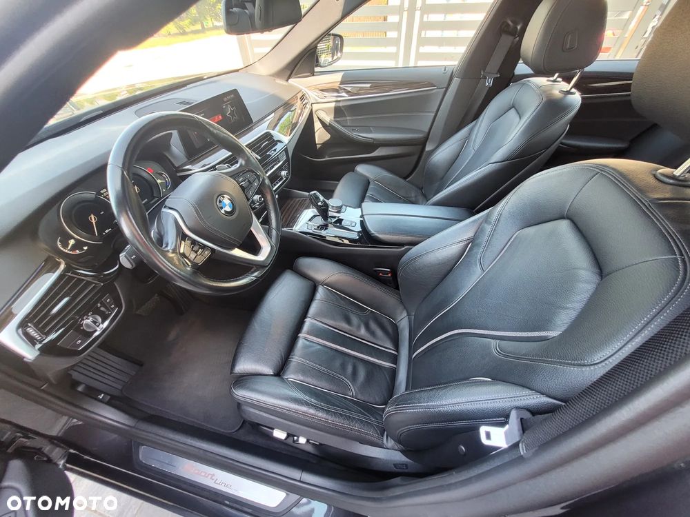 BMW Seria 5 530i xDrive Sport Line - 19