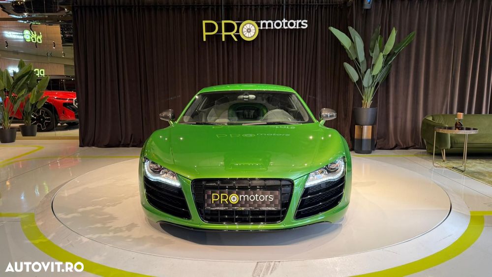 Audi R8 5.2 FSI Quattro R-Tronic - 13
