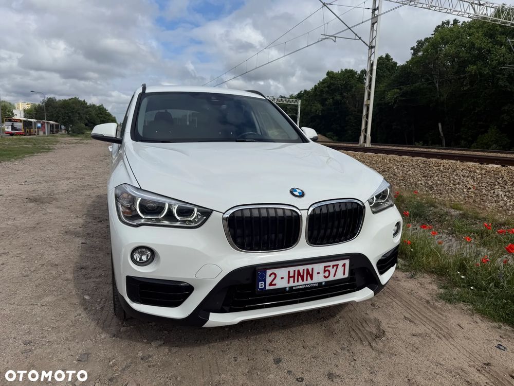 BMW X1 xDrive18d Sport Line - 9