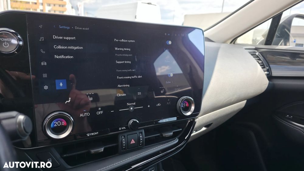 Lexus Seria NX 350h Executive Line - 16