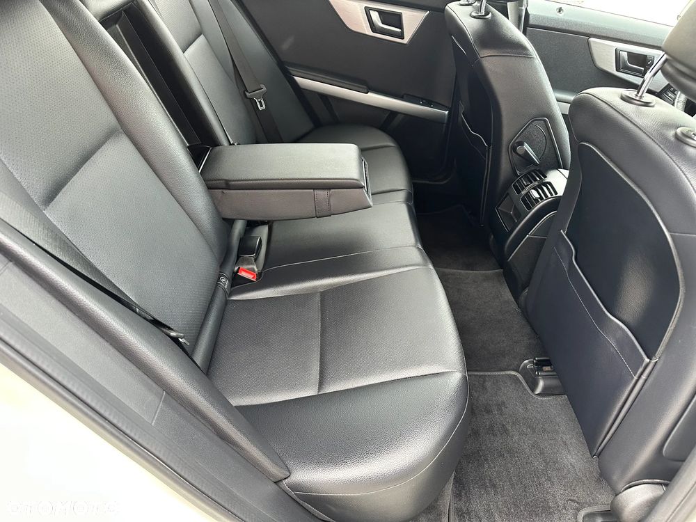 Mercedes-Benz GLK 200 CDI (BlueEFFICIENCY) 7G-TRONIC - 28