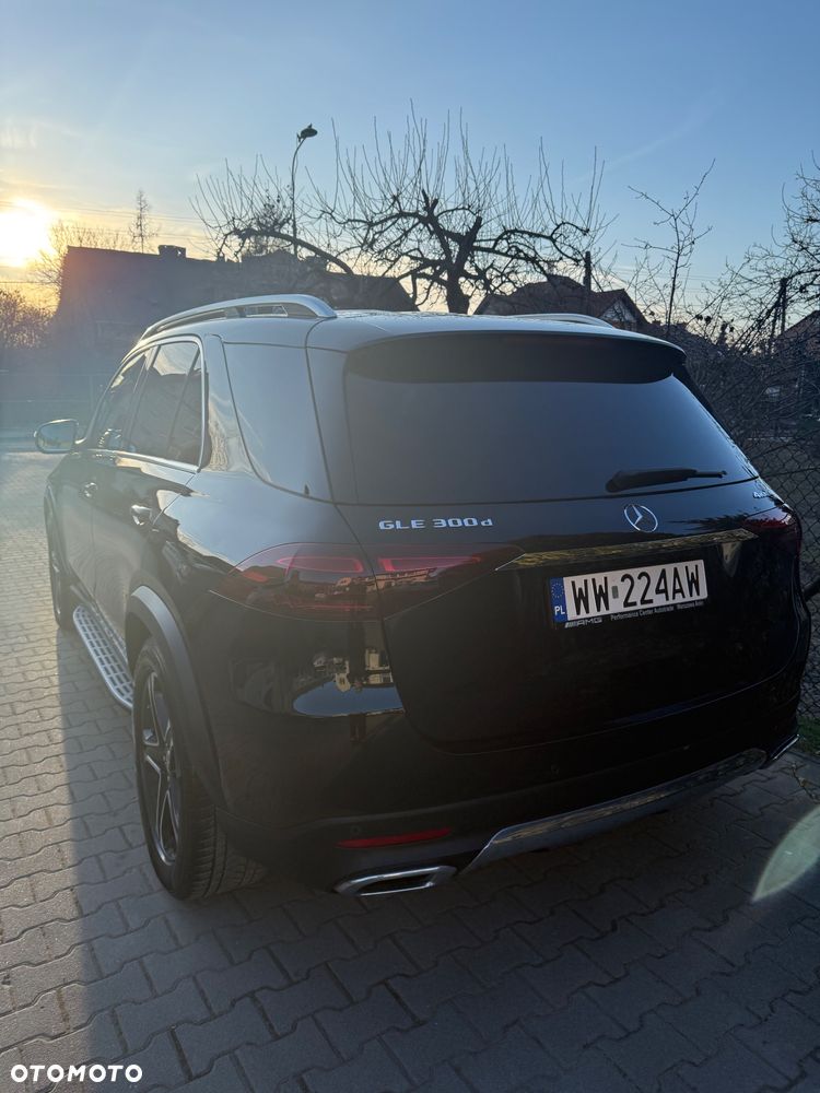 Mercedes-Benz GLE 300 d 4-Matic Premium - 30