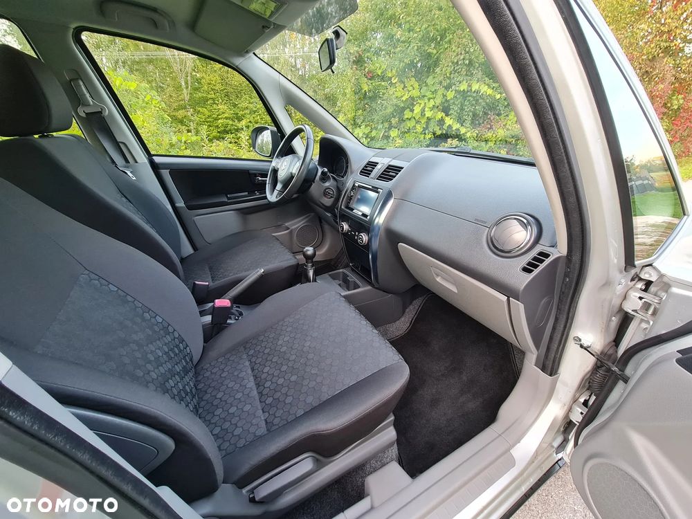 Suzuki SX4 - 15