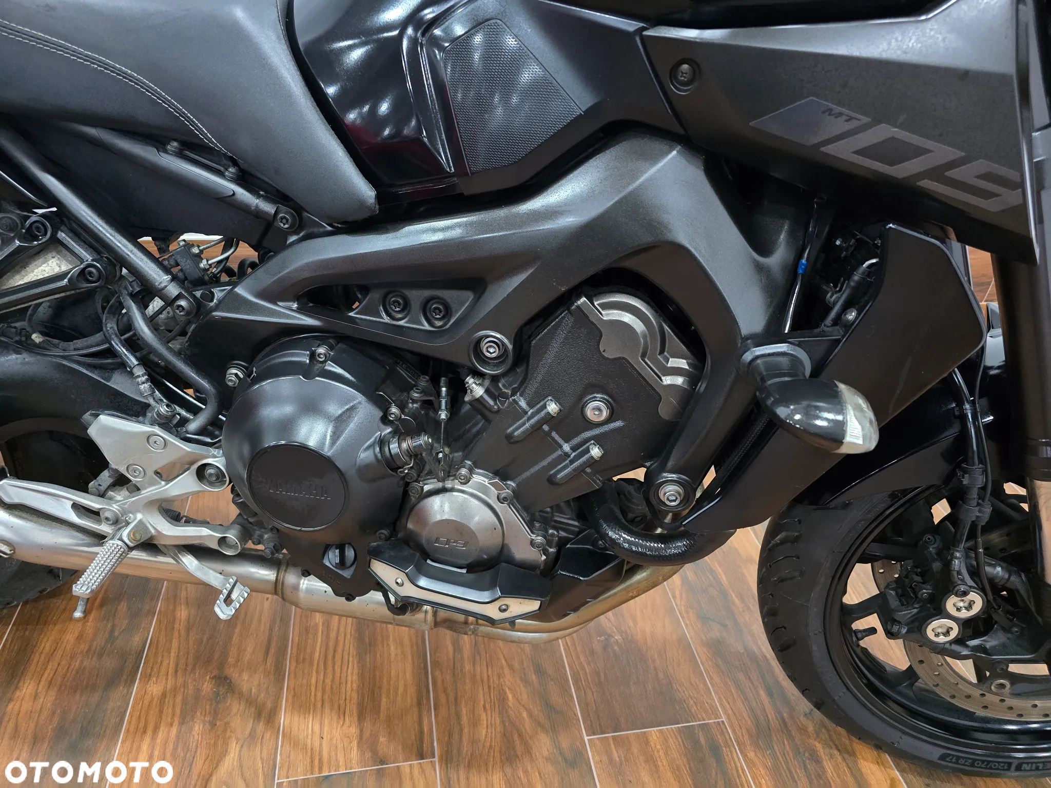 Yamaha MT - 28