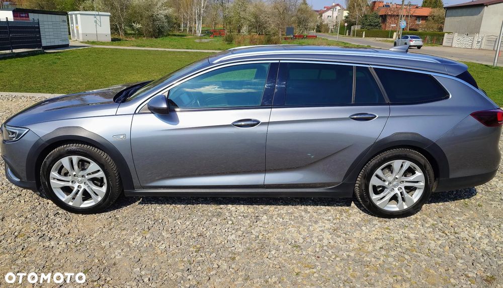 Opel Insignia 2.0 CDTI 4x4 Innovation S&S - 2