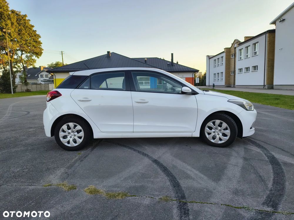 Hyundai I20 2015 photo 4