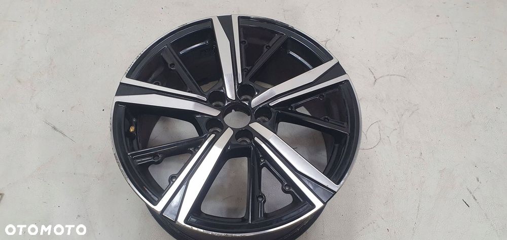 felga aluminiowa peugeot 308 gt 8x18 et48 5x108 9835058180 - 2