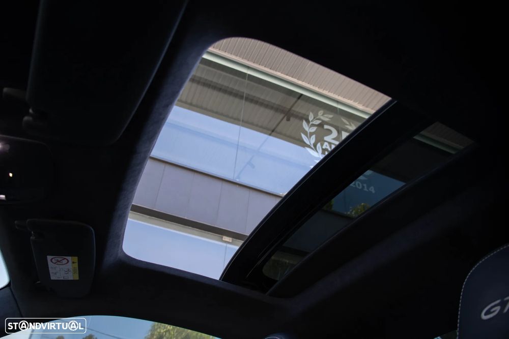 Porsche 911 (991) Carrera 4 GTS PDK - 52