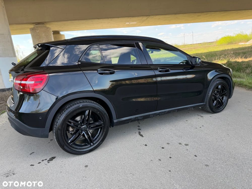 Mercedes-Benz GLA 220 d AMG Line - 7