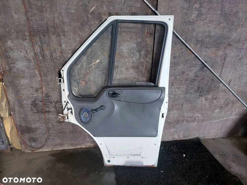 DRZWI KOMPLETNE PRAWY PRZÓD FORD TRANSIT V - 4