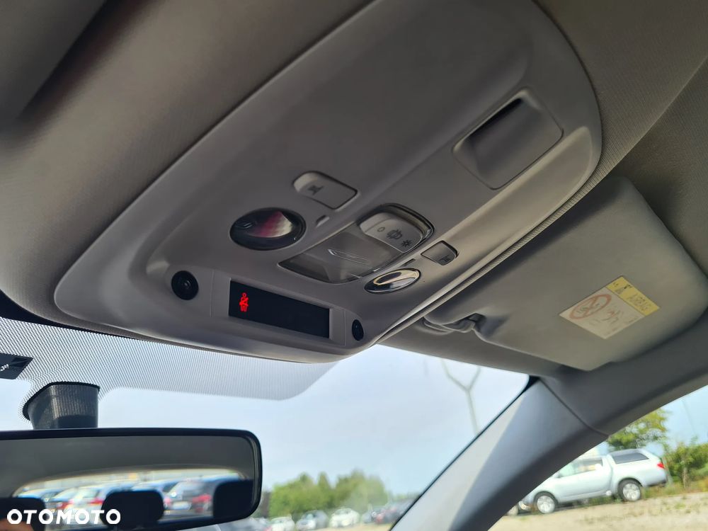 Peugeot 308 1.6 HDi Access - 26