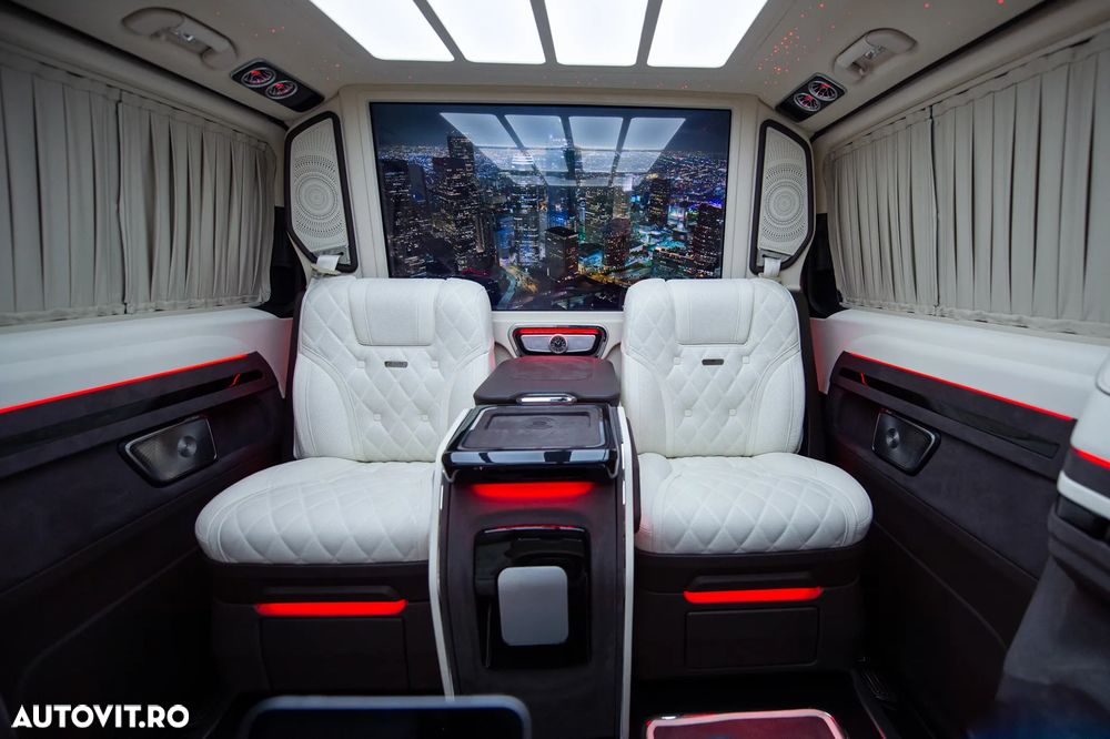 Mercedes-Benz V 300 d Extralang 4Matic 9G-TRONIC Exclusive - 33