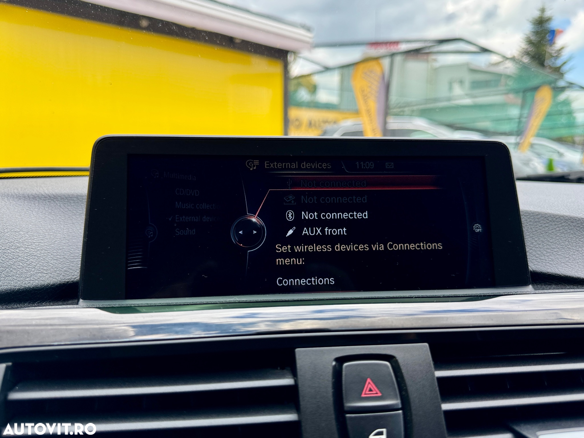 BMW Seria 3 318d - 24