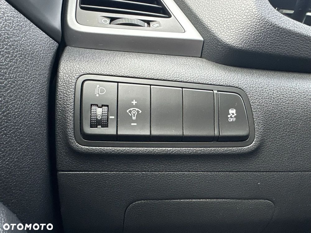 Hyundai Tucson 1.6 GDI BlueDrive Classic 2WD - 27