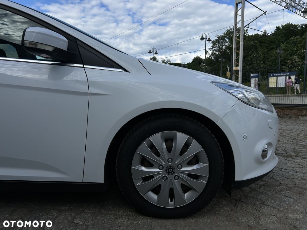 Ford Focus 1.6 EcoBoost Start-Stopp-System Titanium - 32