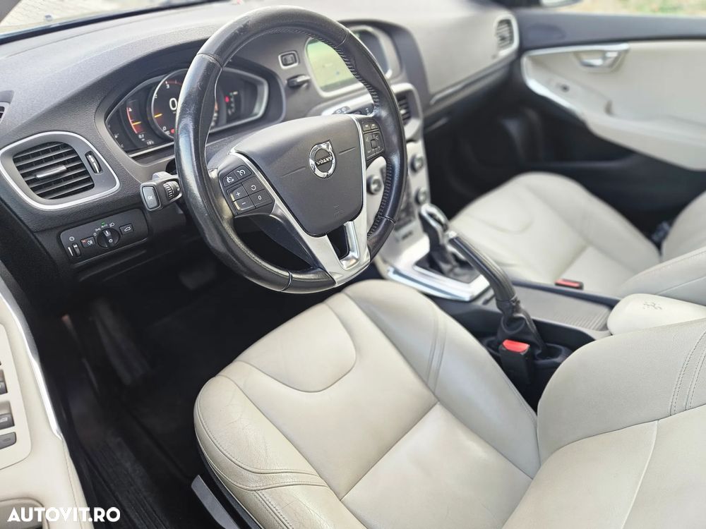 Volvo V40 - 12