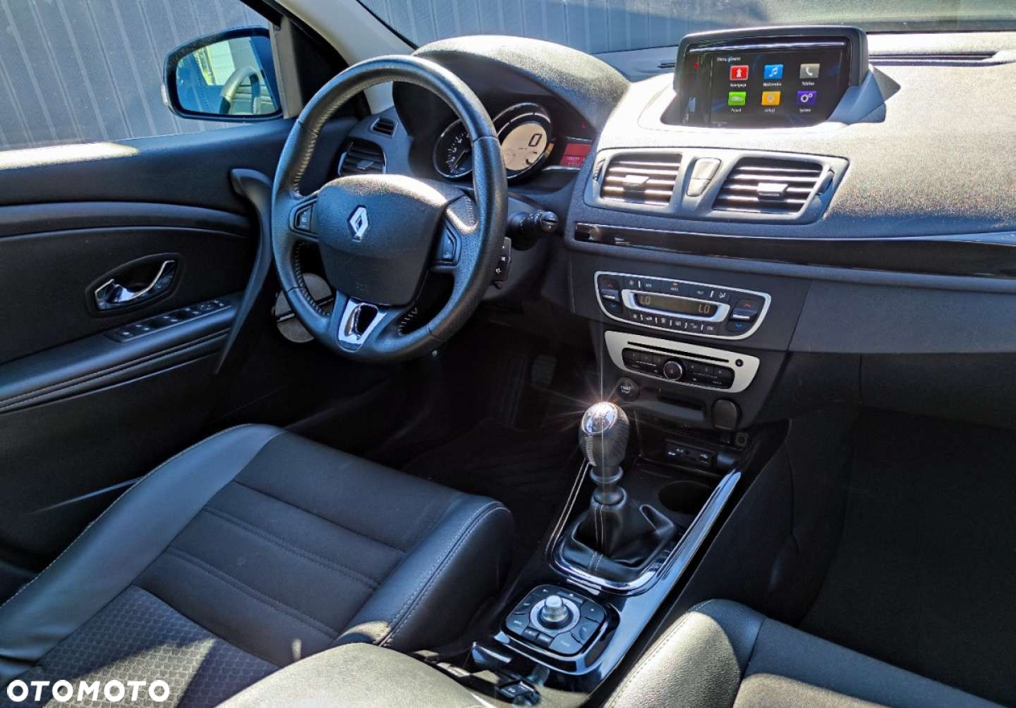 Renault Megane Grandtour ENERGY TCe 130 Start & Stop Bose Edition - 19