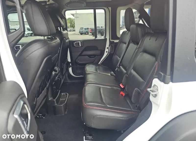 Jeep Wrangler 3.6 Unlim Rubicon - 11