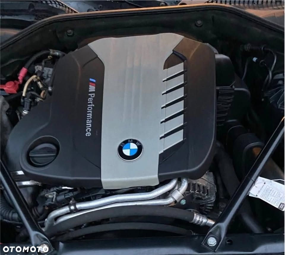 BMW Seria 7 750d xDrive - 27