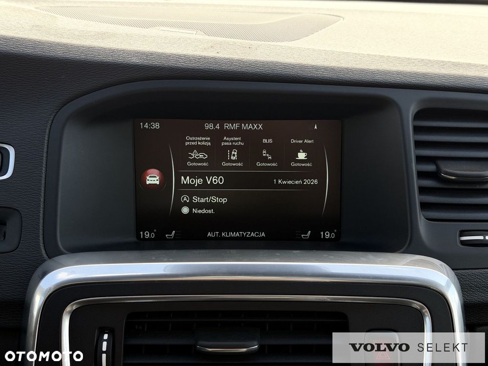 Volvo V60 Cross Country - 29