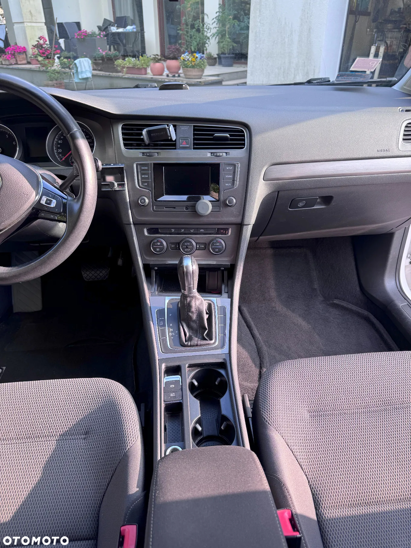 Volkswagen Golf VII 1.4 TSI BMT Comfortline DSG - 9