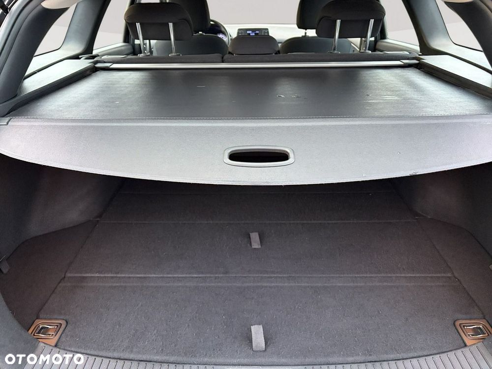 Hyundai i30 1.5 DPI Classic + - 21