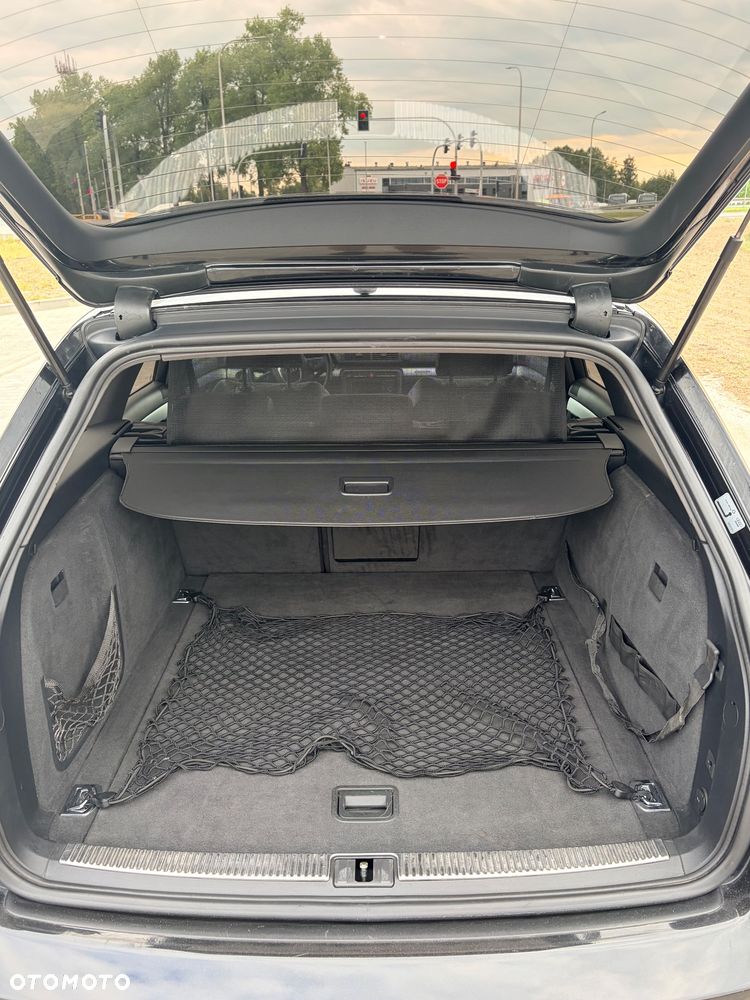 Audi A4 Avant 2.0 TDI Quattro - 17