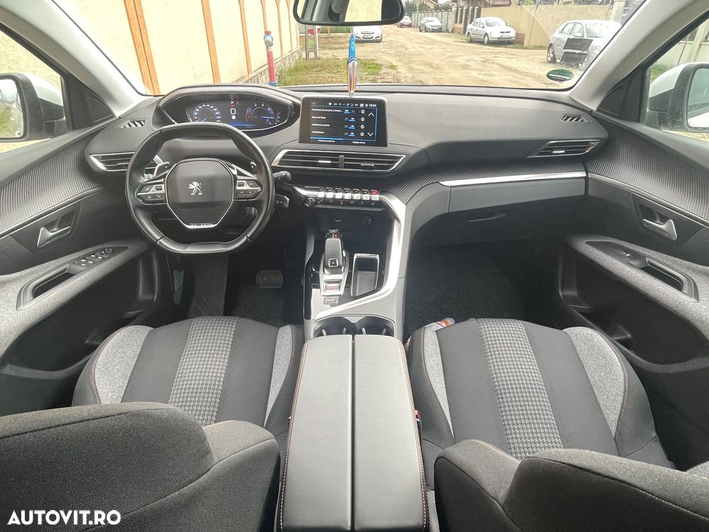 Peugeot 3008 BlueHDi 130 Stop & Start EAT8 Active - 8