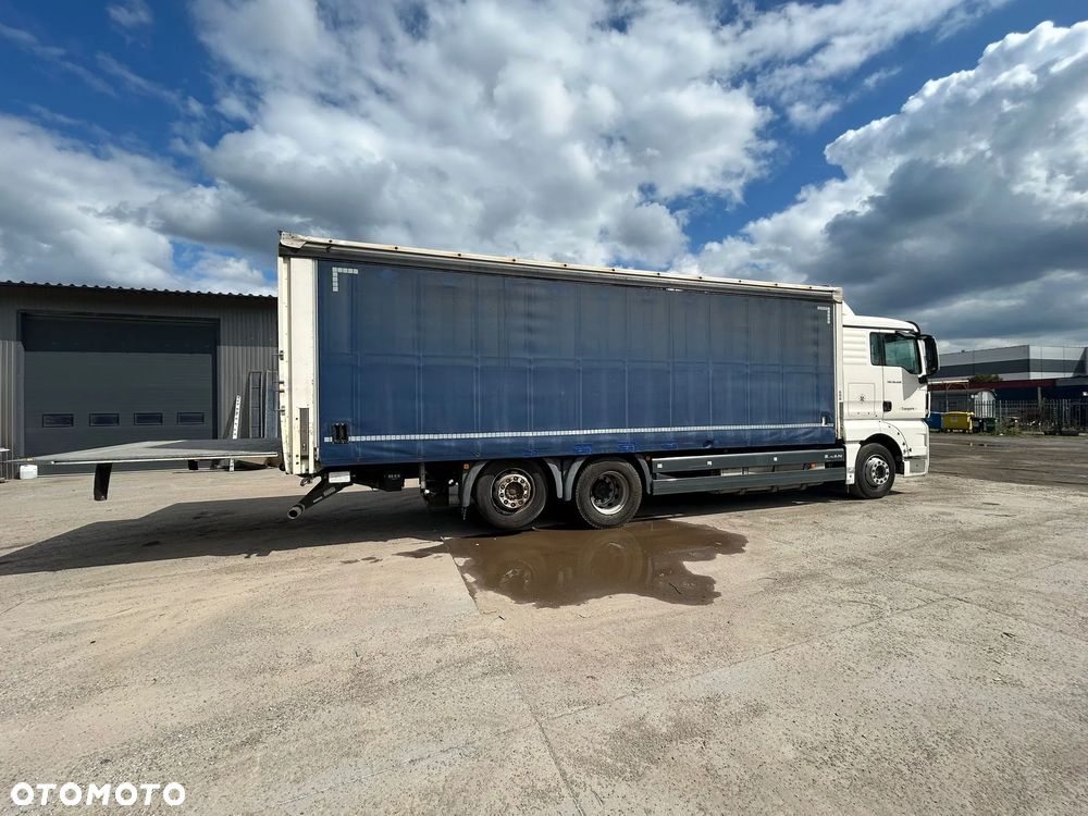 MAN TGX - 8