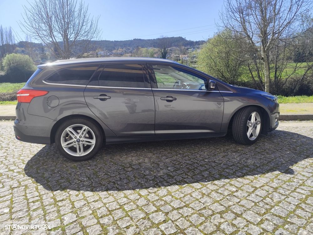 Ford Focus SW 1.0 EcoBoost Titanium - 10
