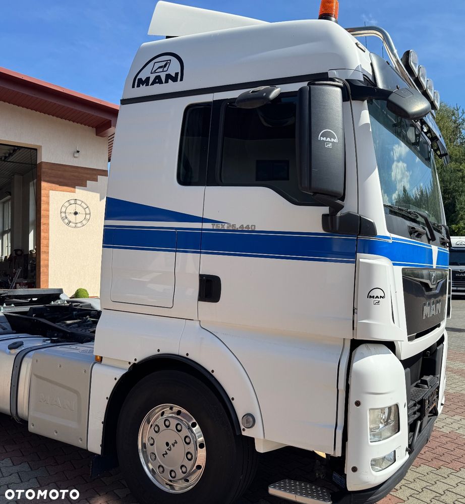 MAN TGX 26.440 6x4 - 8