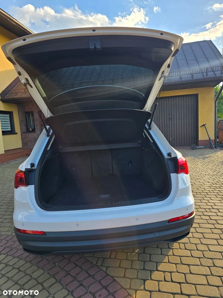 Audi Q3 35 TFSI S tronic - 13
