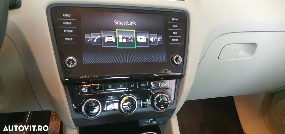 Skoda Octavia 1.5 TSI Style - 4