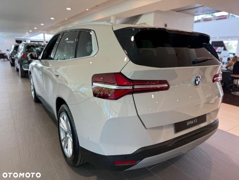 BMW X3 xDrive20 mHEV - 3